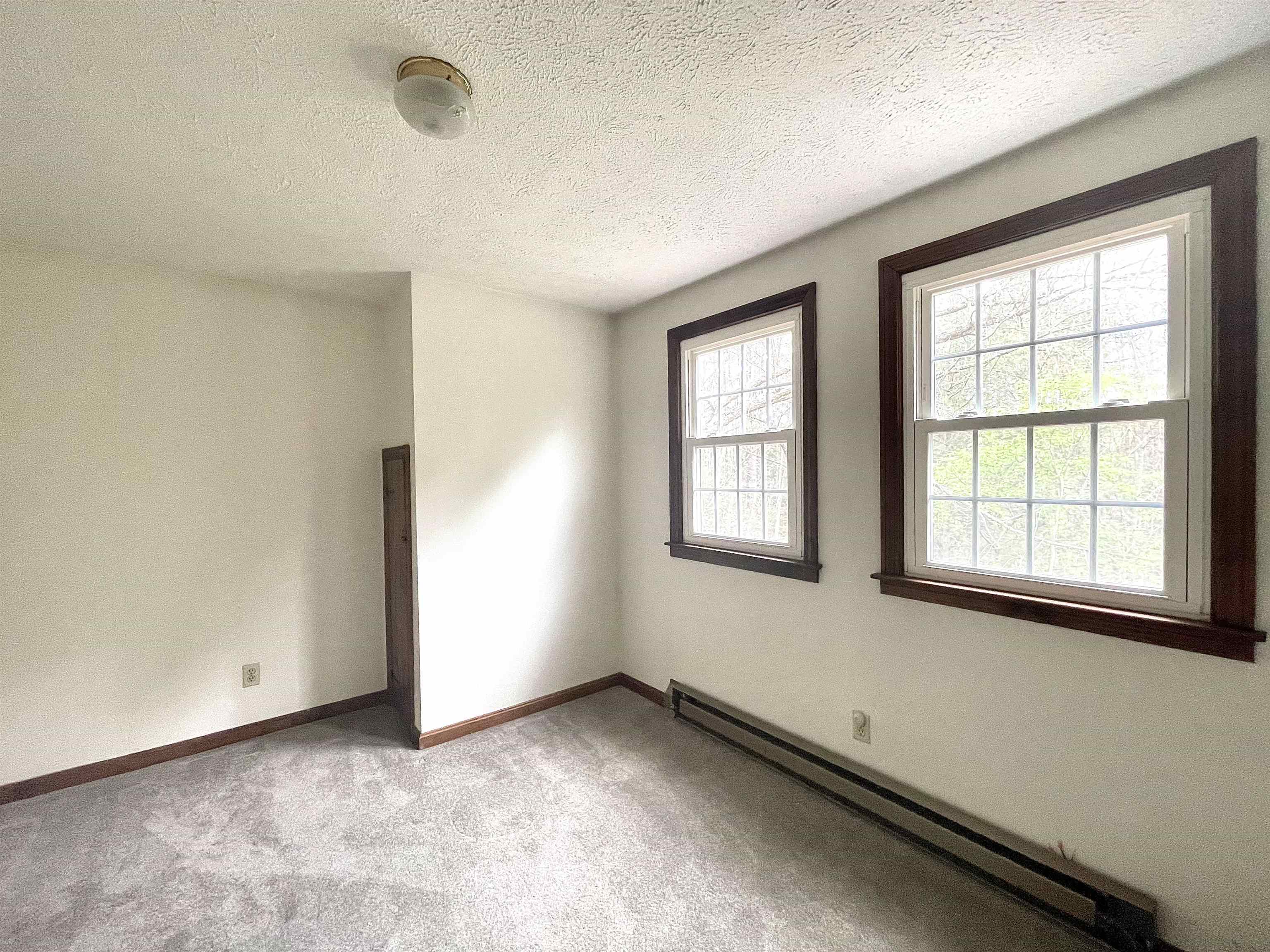 16 Pettingale Road Amherst, NH 03031 - Photo 28 of 40