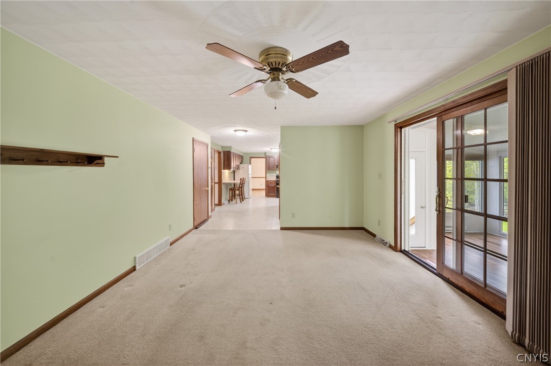 400 East Avenue Manlius, NY 13116 - Photo 17 of 50