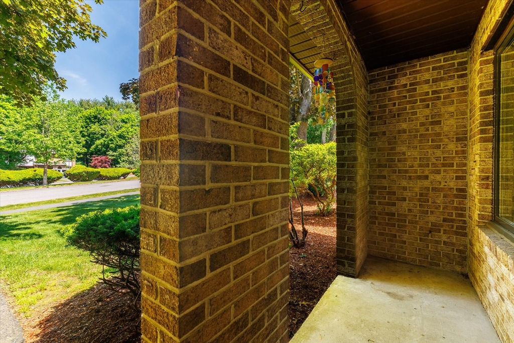 11 Cobblestone Lane, Unit 11 Worcester, MA 01606 - Photo 8 of 42