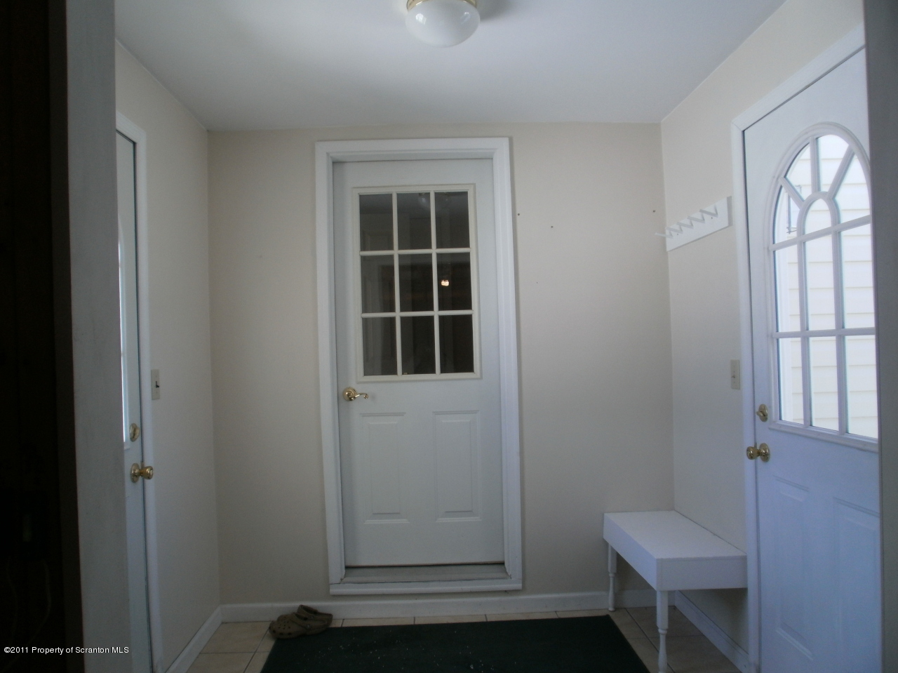 340 Aberdeen Road Moscow, PA 18444 - Photo 22 of 32 a bathroom with a sink and a toilet