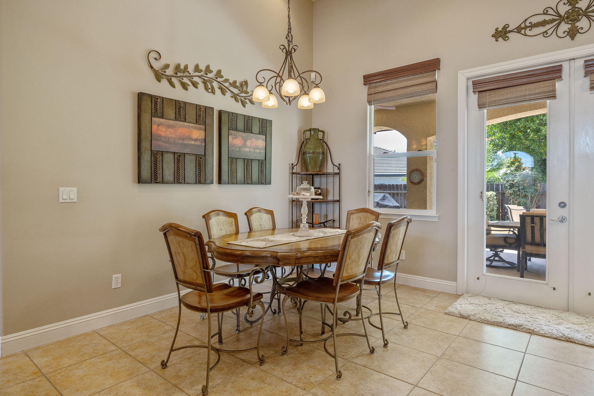 760 St James Court Exeter, CA 93221 - Photo 13 of 77 20-web-or-mls-713A8383
