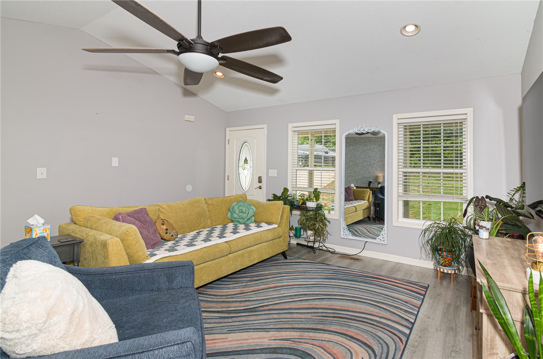 182 Steve Nix Road Seneca, SC 29678 - Photo 2 of 31 Gallery Image 2