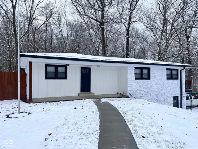 $475,000 | 5646 Paradise Drive, Martinsville, IN 46151