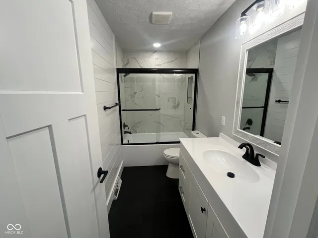 $475,000 | 5646 Paradise Drive, Martinsville, IN 46151