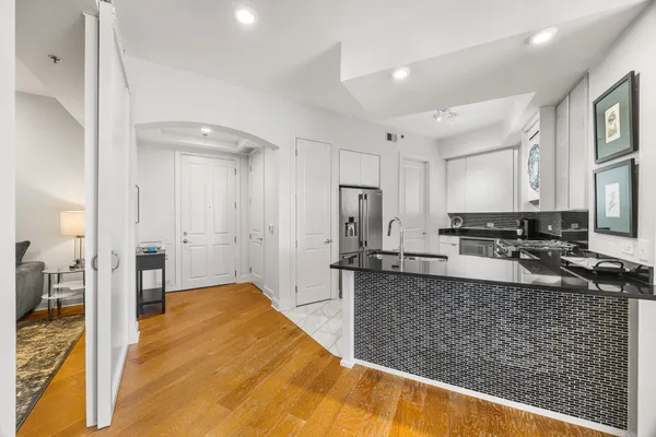 $436,400 | 717 Riverside Drive, Unit 603, Memphis, TN 38103