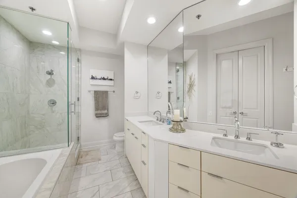 $436,400 | 717 Riverside Drive, Unit 603, Memphis, TN 38103