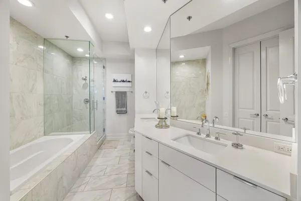 $436,400 | 717 Riverside Drive, Unit 603, Memphis, TN 38103