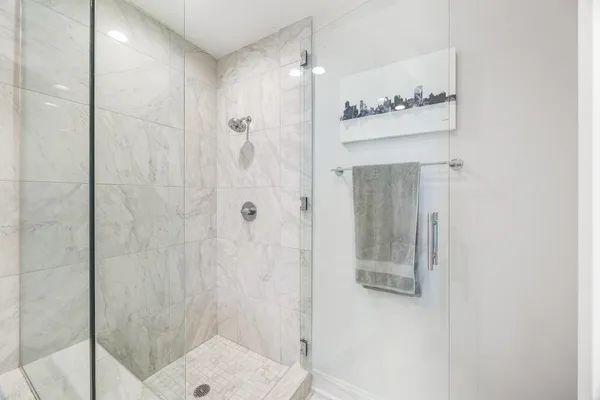 $436,400 | 717 Riverside Drive, Unit 603, Memphis, TN 38103