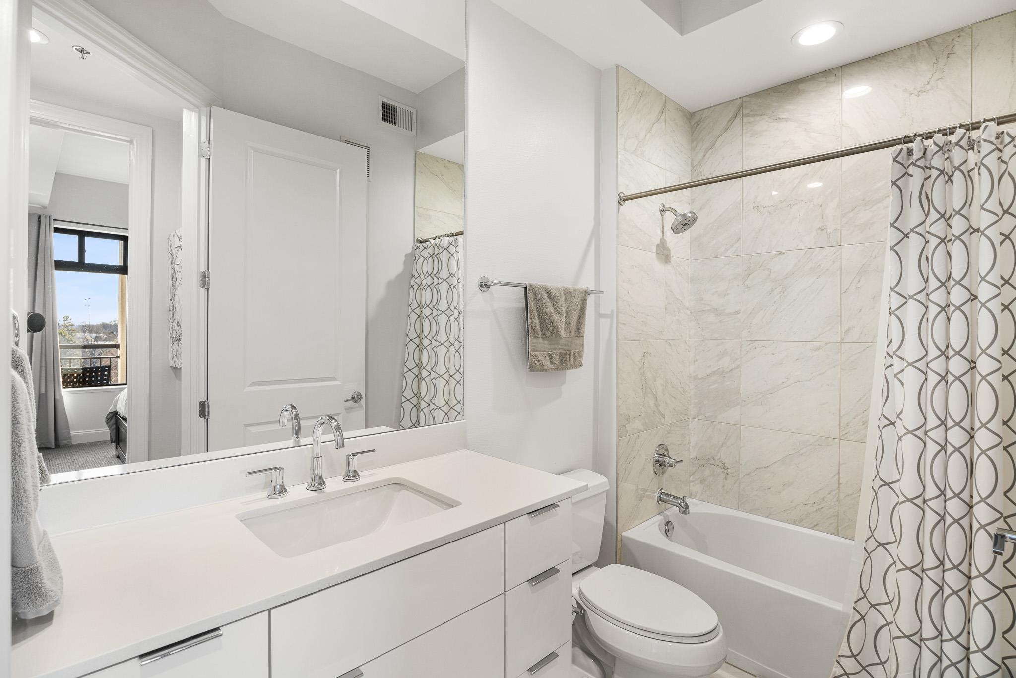 717 Riverside Drive, Unit 603 Memphis, TN 38103 - Photo 28 of 39