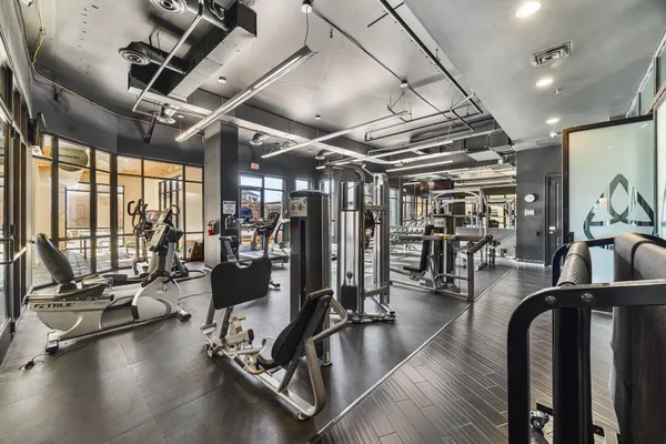 $436,400 | 717 Riverside Drive, Unit 603, Memphis, TN 38103