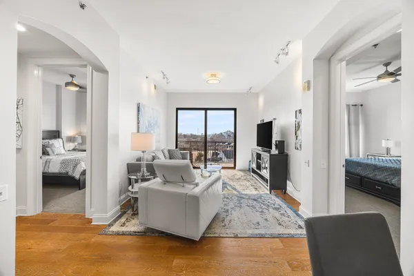 $436,400 | 717 Riverside Drive, Unit 603, Memphis, TN 38103