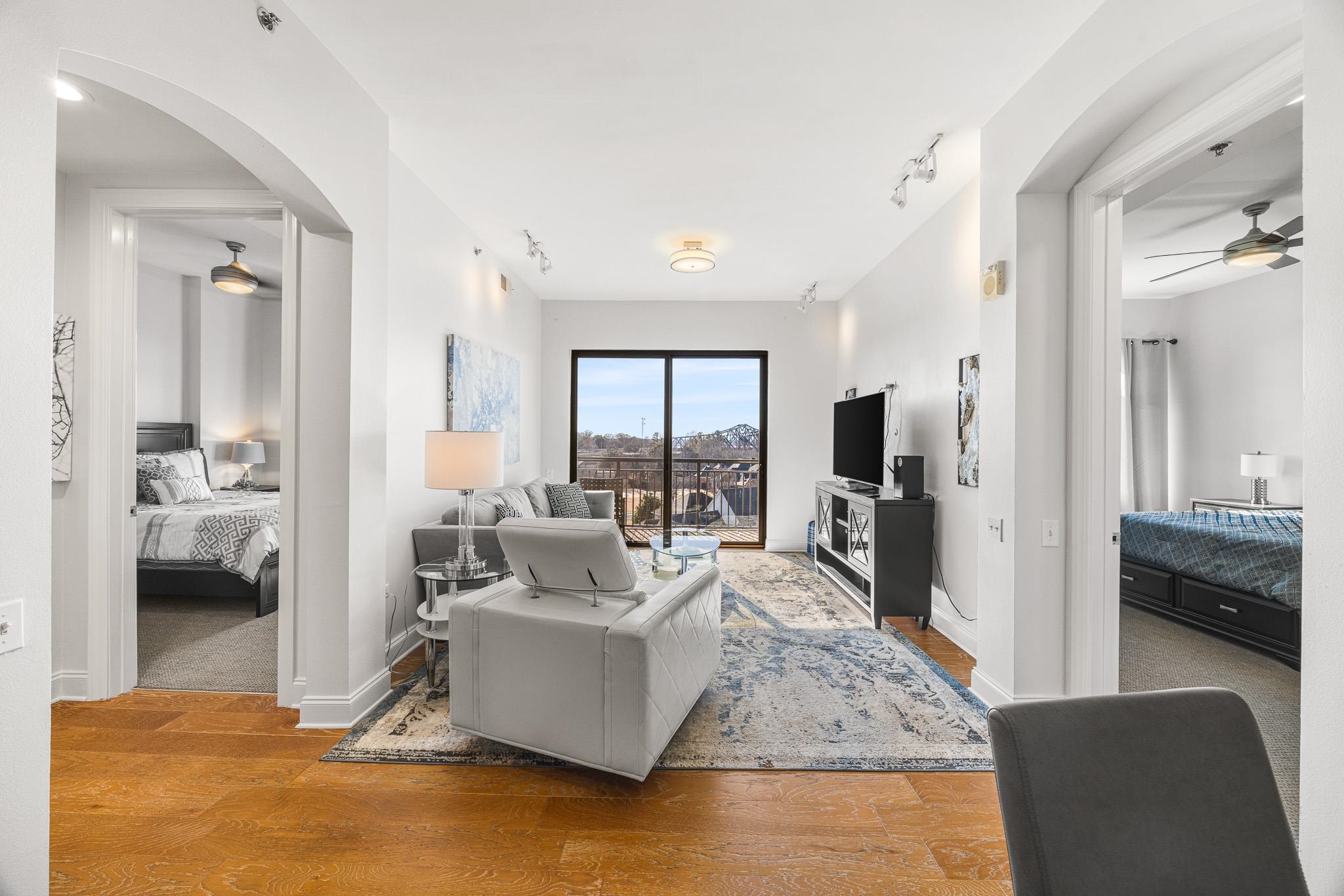 717 Riverside Drive, Unit 603 Memphis, TN 38103 - Photo 7 of 39