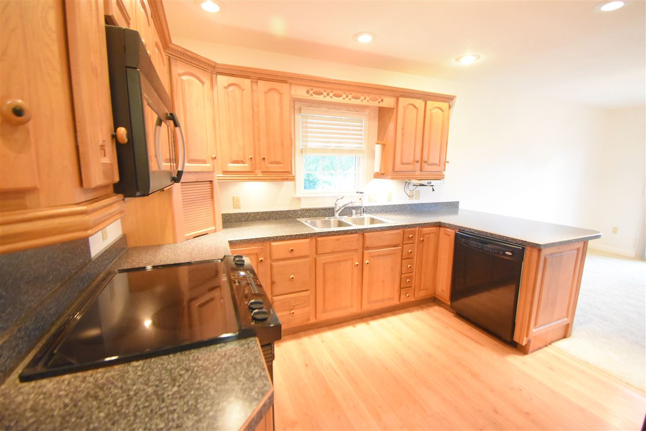 1320 East Bennington Road Owosso, MI 48867 - Photo 9 of 28 50025457-8.JPG
