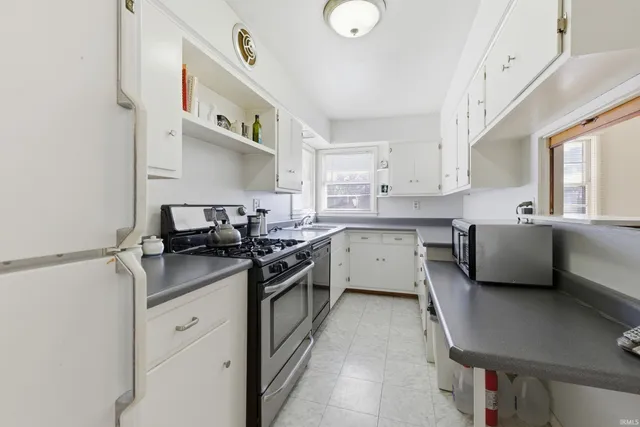 $300,000 | 120 South Hillsdale Drive, Bloomington, IN 47408