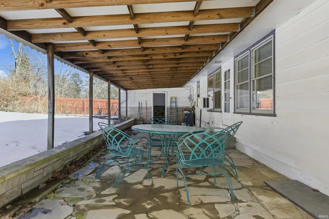 $300,000 | 120 South Hillsdale Drive, Bloomington, IN 47408