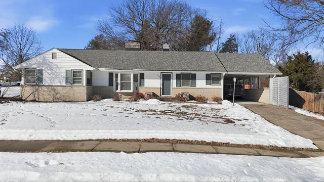 $300,000 | 120 South Hillsdale Drive, Bloomington, IN 47408