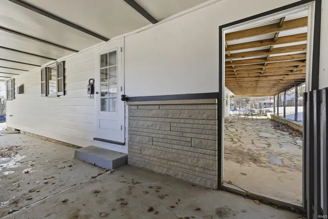 $300,000 | 120 South Hillsdale Drive, Bloomington, IN 47408