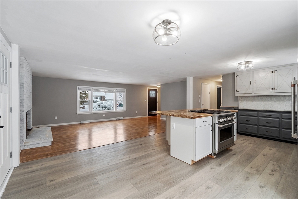 7 Lindsay Road Billerica, MA 01821 - Photo 11 of 41