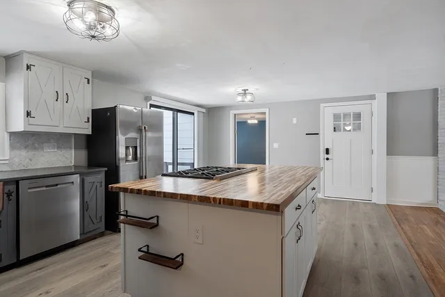 $650,000 | 7 Lindsay Road, Billerica, MA 01821