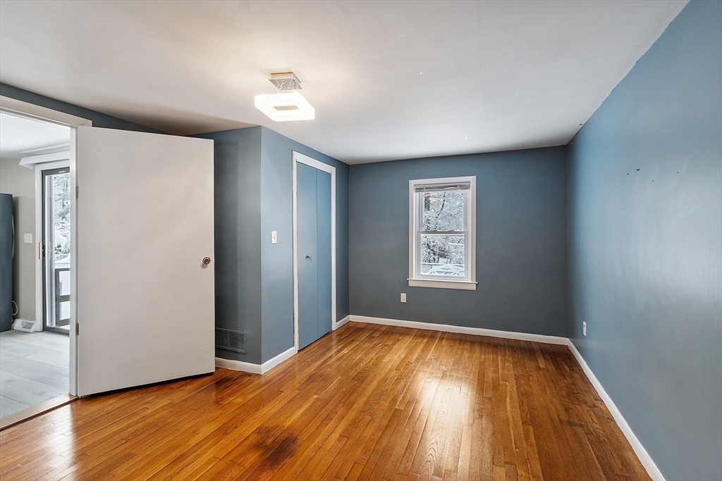 7 Lindsay Road Billerica, MA 01821 - Photo 16 of 41