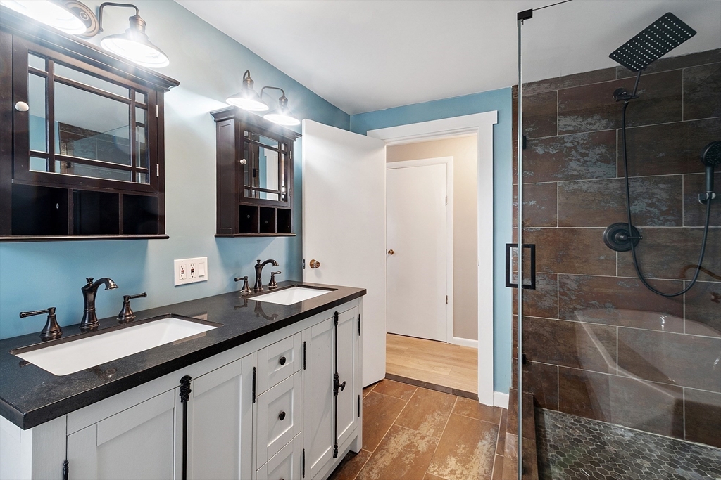 7 Lindsay Road Billerica, MA 01821 - Photo 21 of 41