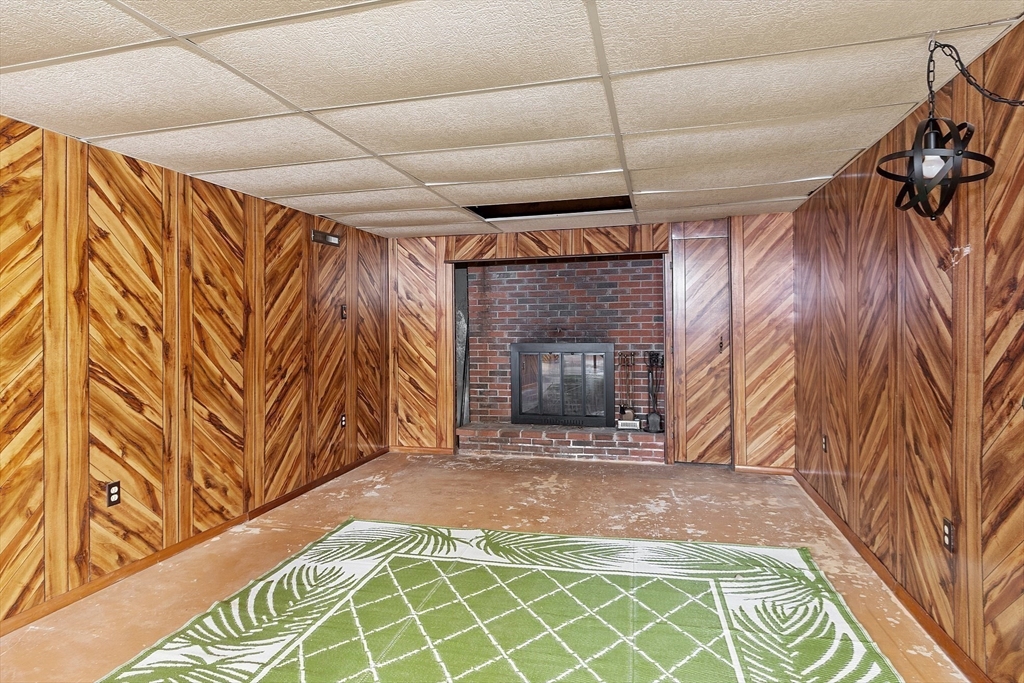 7 Lindsay Road Billerica, MA 01821 - Photo 30 of 41