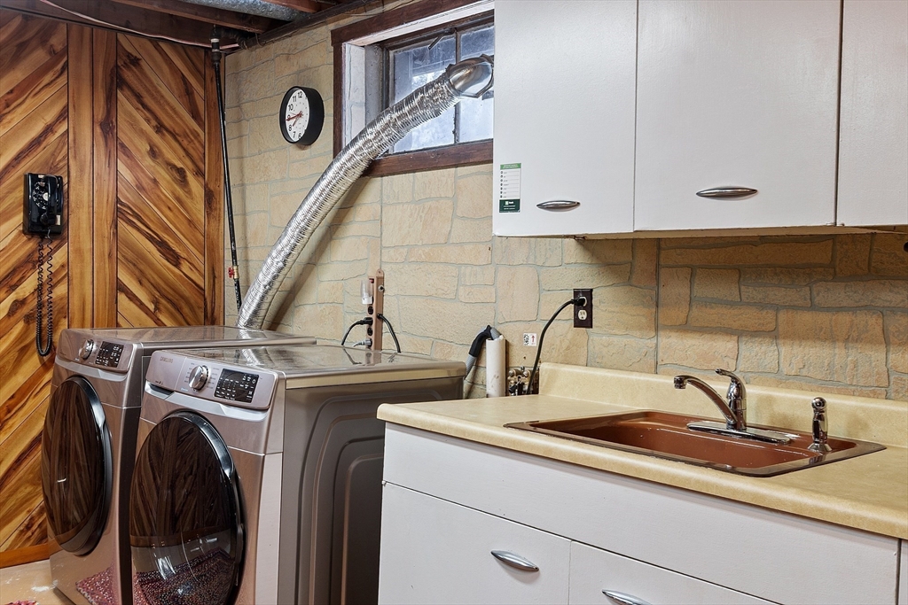 7 Lindsay Road Billerica, MA 01821 - Photo 34 of 41