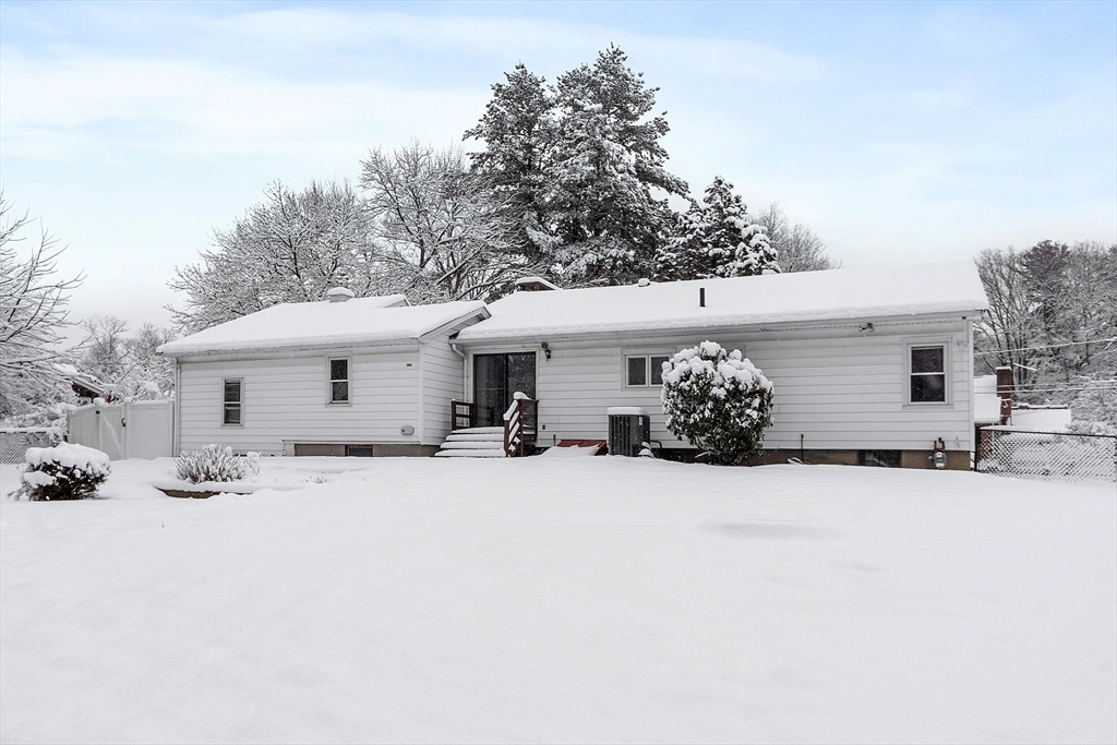 7 Lindsay Road Billerica, MA 01821 - Photo 38 of 41