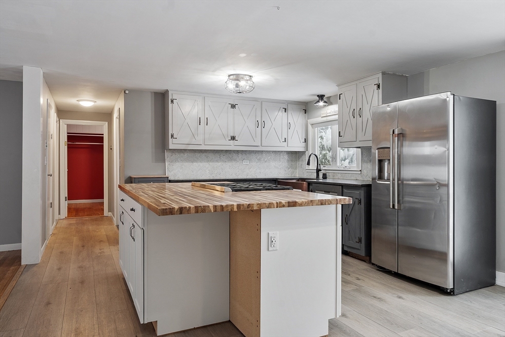 7 Lindsay Road Billerica, MA 01821 - Photo 9 of 41