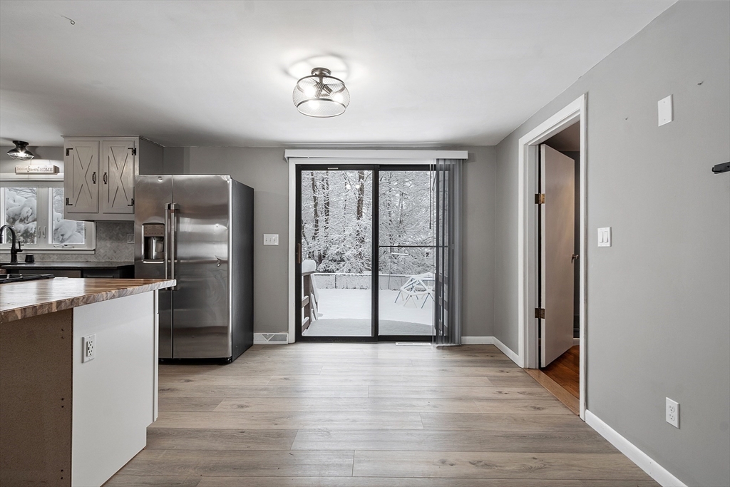 7 Lindsay Road Billerica, MA 01821 - Photo 10 of 41