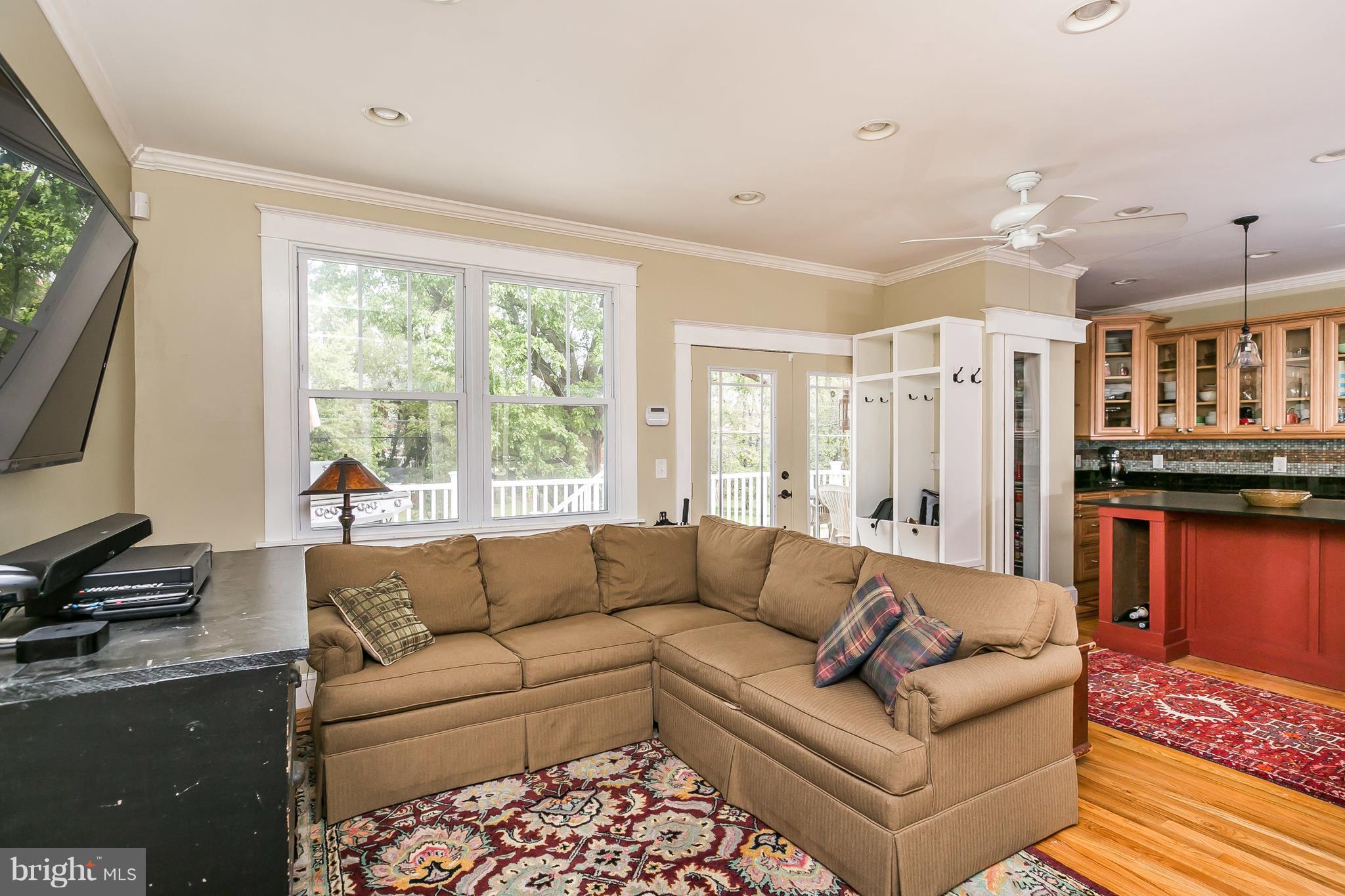 17 Overbrook Road Baltimore, MD 21228 - Photo 15 of 30 Open bright & beautiful Family Room