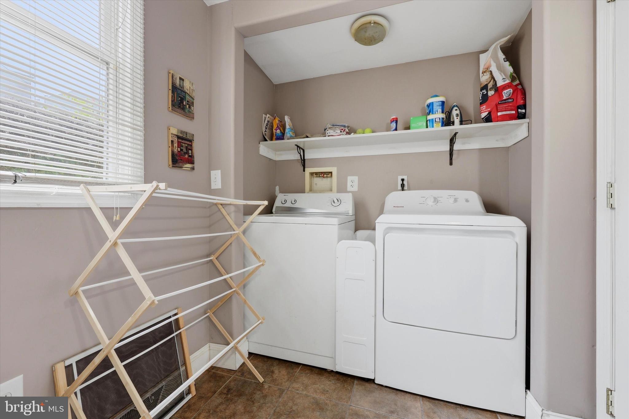 2442 East Gordon Street Philadelphia, PA 19125 - Photo 7 of 40 a utility room with dryer and washer