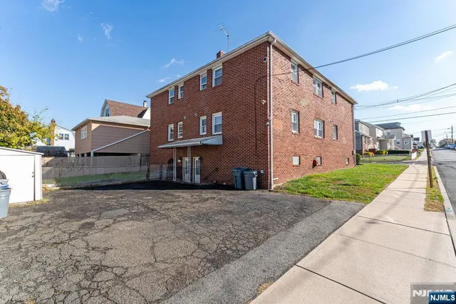$2,500 | 299 High Street, Unit 2, North Arlington, NJ 07031