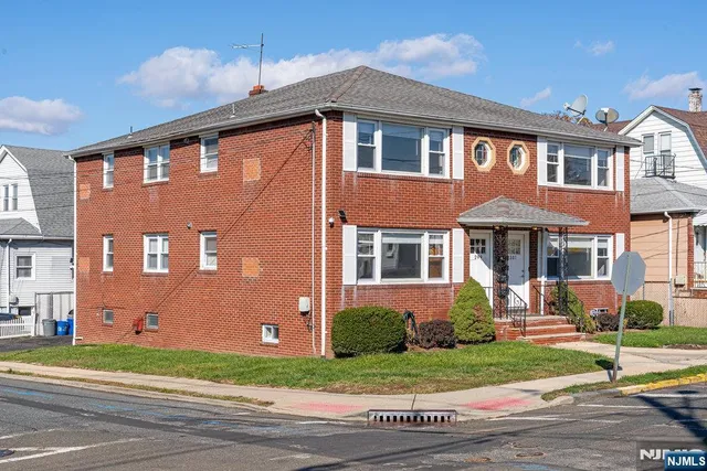 $2,500 | 299 High Street, Unit 2, North Arlington, NJ 07031