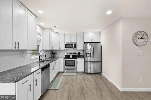 $329,900 | 84 Pinewood Lane, Colonial Beach, VA 22443