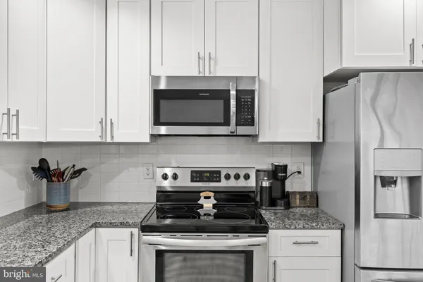 $329,900 | 84 Pinewood Lane, Colonial Beach, VA 22443