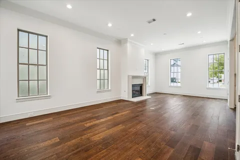 $1,584,000 | 209 Sutton Row Place, Houston, TX 77024