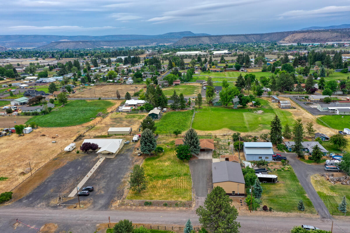 566 Northwest Mc Donald Road Prineville, OR 97754 - Photo 35 of 41 an aerial view of residential houses with outdoor space