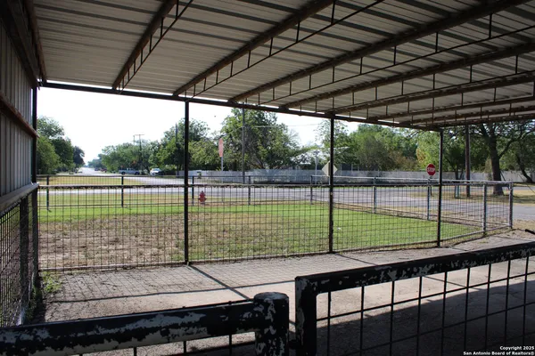 $160,000 | 0 East Fannin Street, Uvalde, TX 78801