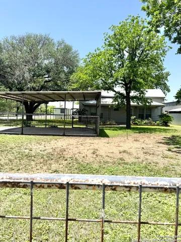 $163,000 | 0 East Fannin Street, Uvalde, TX 78801