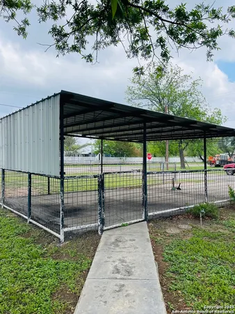 $160,000 | 0 East Fannin Street, Uvalde, TX 78801