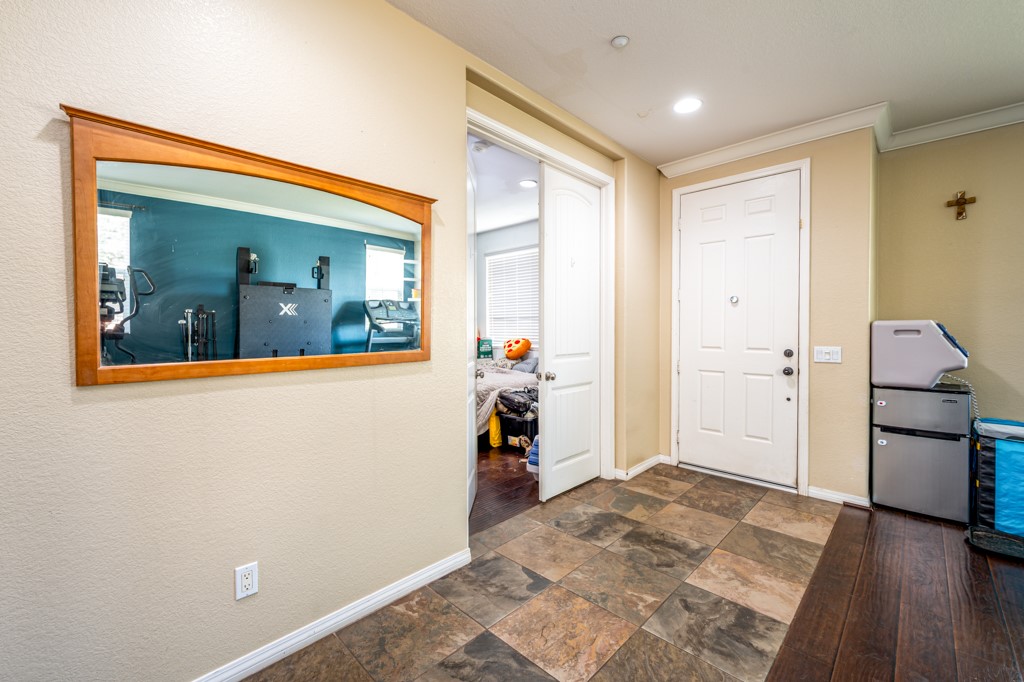 18668 Alderbrook Drive Riverside, CA 92508 - Photo 4 of 50