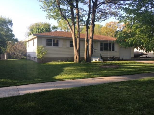 914 Hampden Road Muskegon, MI 49441 - Photo 2 of 17 IMG_5531