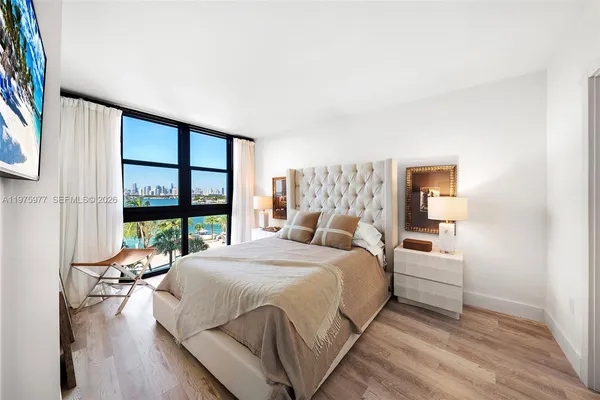 $5,000 | 9 Island Avenue, Unit 702, Miami Beach, FL 33139