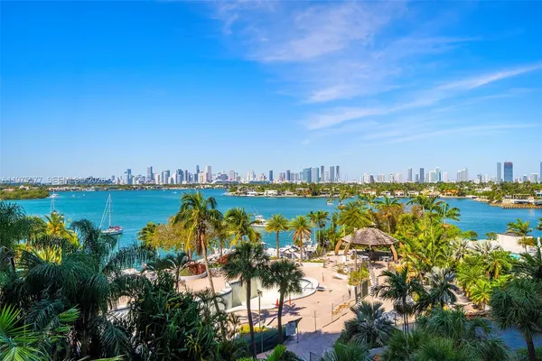 $5,000 | 9 Island Avenue, Unit 702, Miami Beach, FL 33139