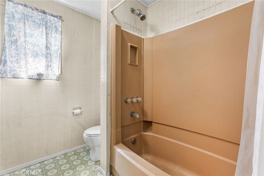 647 Magnolia Avenue Brea, CA 92821 - Photo 24 of 50