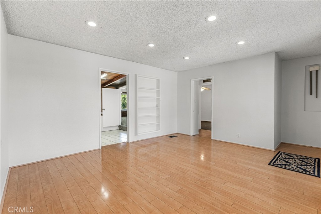 647 Magnolia Avenue Brea, CA 92821 - Photo 8 of 50