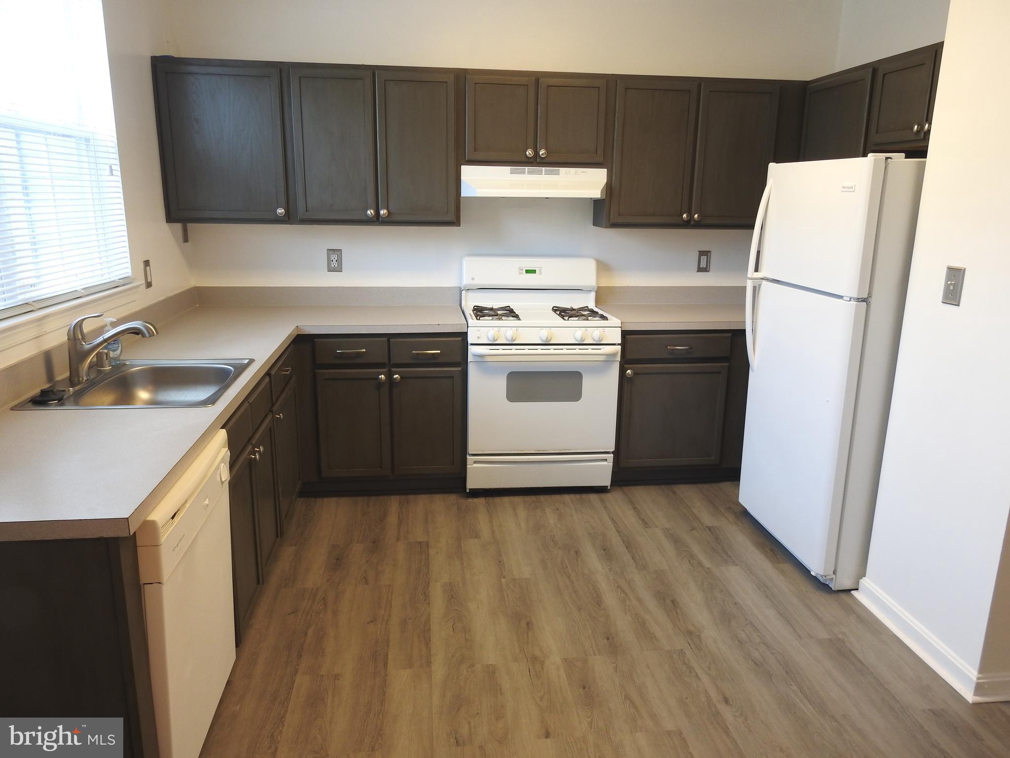 1845 Tubman Road Southeast Washington, DC 20020 - Photo 2 of 27 Kitchen