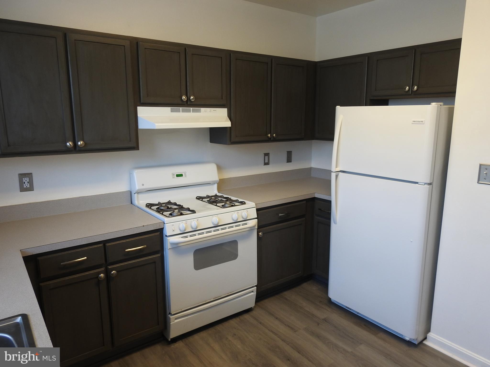 1845 Tubman Road Southeast Washington, DC 20020 - Photo 3 of 27 Kitchen