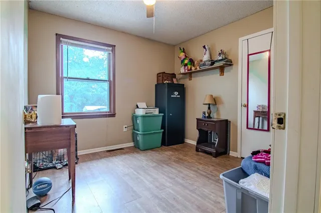 $215,000 | 218 Crawford Drive, Clinton, MO 64735